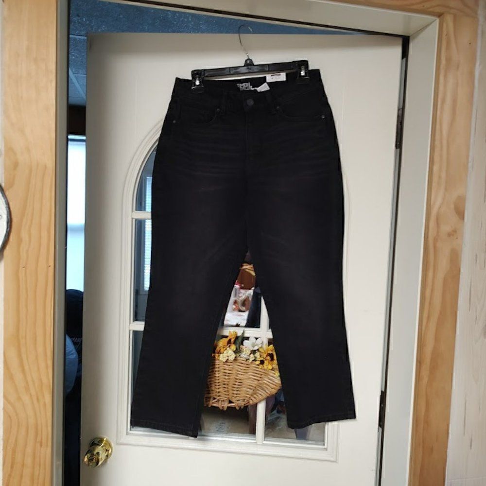 New Time And Tru Black High Rise Straight Leg Jeans Size Women's 8